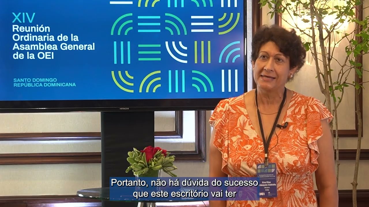 Ena Elsa Vel&aacute;zquez, Ministra de Educaci&oacute;n de Cuba