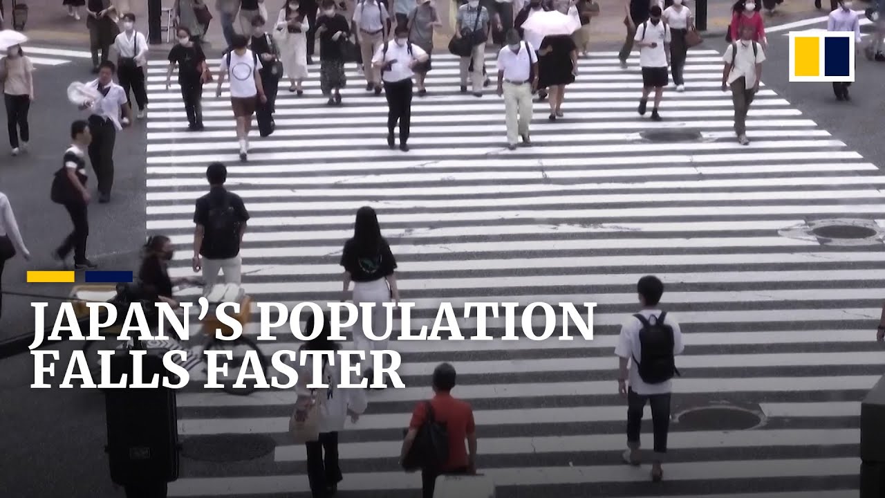 Japan&rsquo;s population drops by 644,000 in a single year
