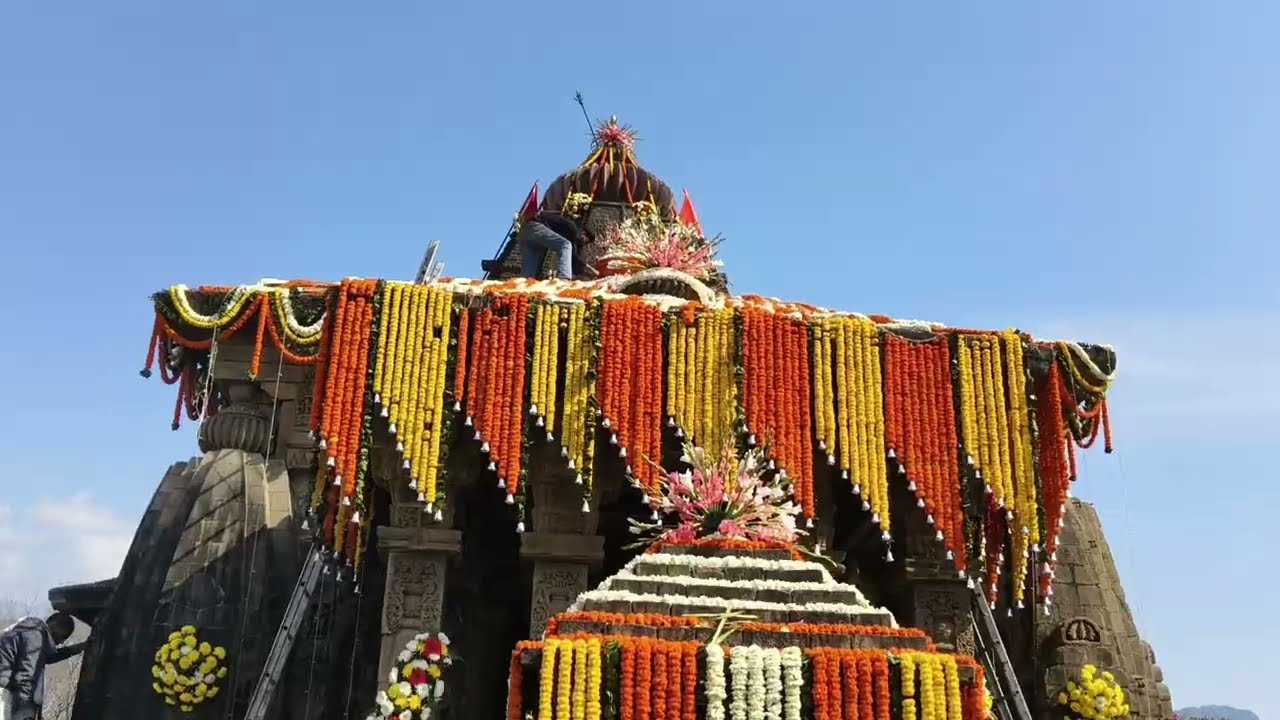 महाशिवरात्रि के अवसर पर शिव भगवान के दर्शन