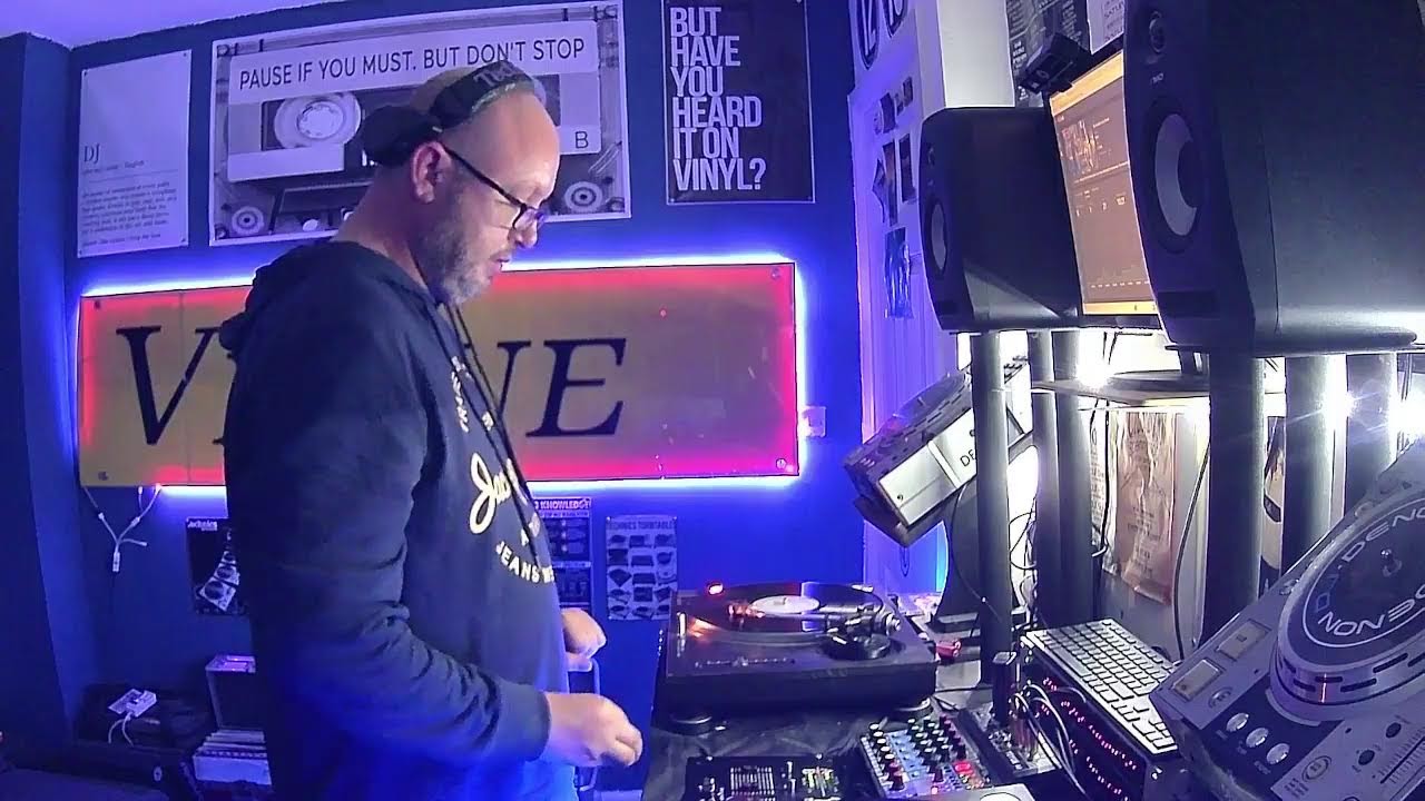 Stu McAdams Live Stream