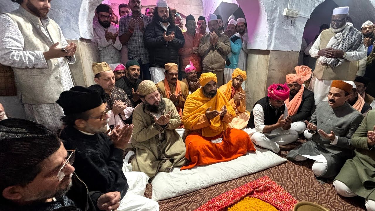 Sajjadanasheen Khanqah E Niazia With Deewan Dargah Khwaja Gharib Nawaz | 814th Urs Mubarak | 2025