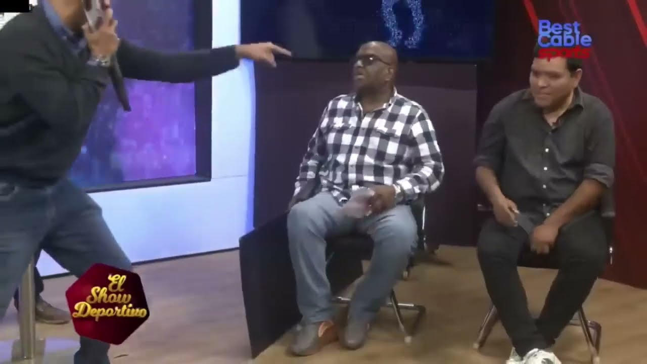 SANDRO CENTURI&Oacute;N ORINA A L GODOS - EL SHOW DEPORTIVO - BEST CABLE SPORTS (VIERNES 17-05-24)