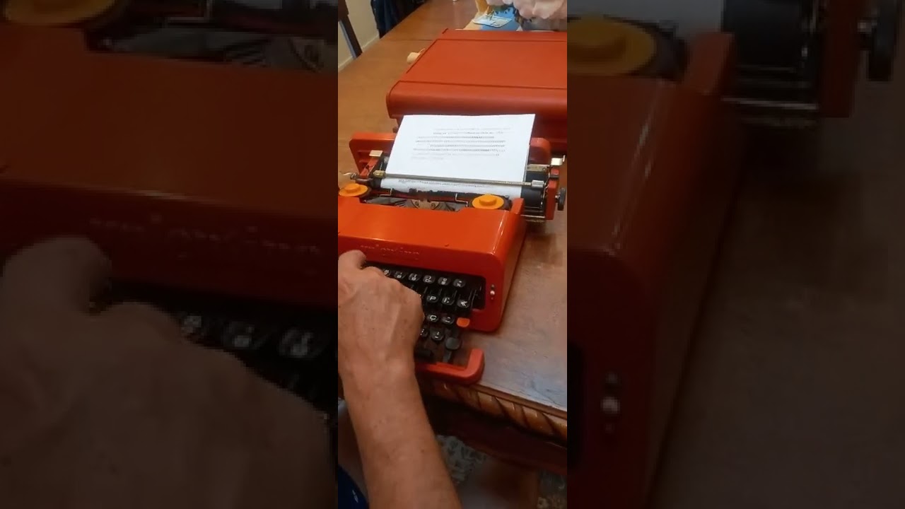 Olivetti Valentine d&eacute;cada de 1960