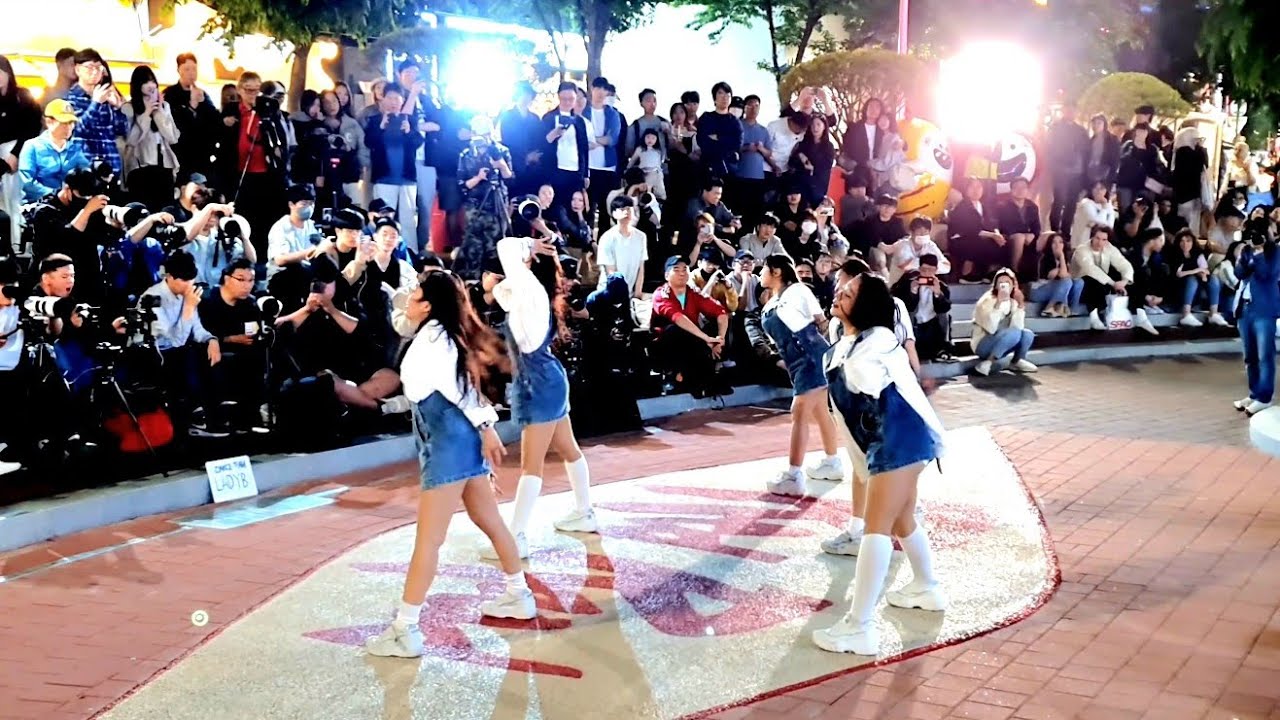 [STREET ARTIST] LADY B. INTERACTIVE HONGDAE BUSKING. 240504.