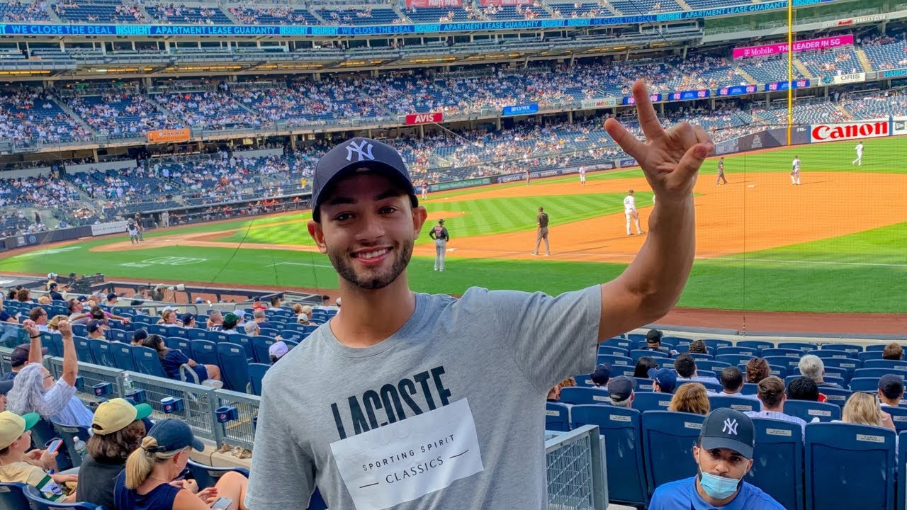 Primeira Vez Assistindo Um Jogo De Baseball no Yankee Stadium ⚾️ 🏟 - Vlog