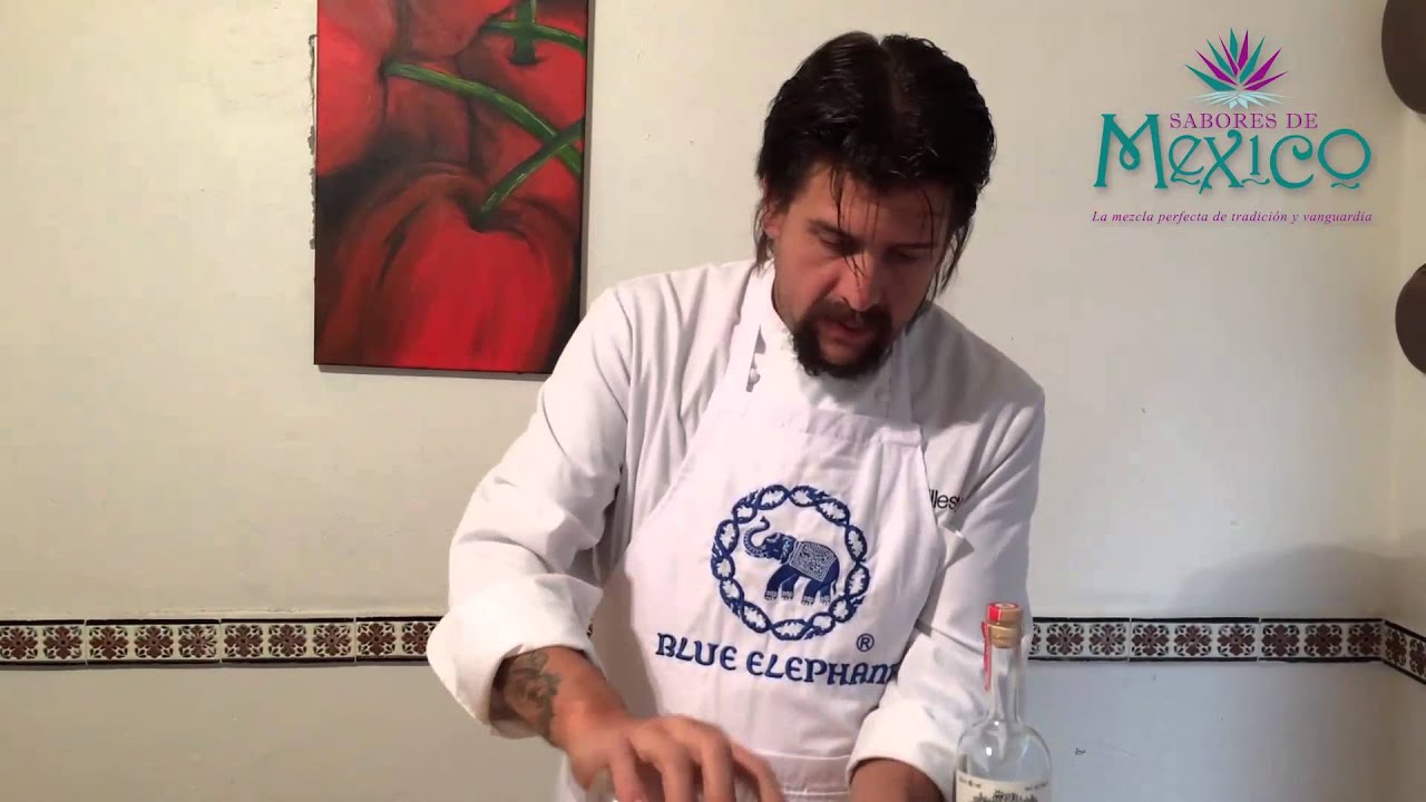 Pierna Adobada a los Cuatro Chiles