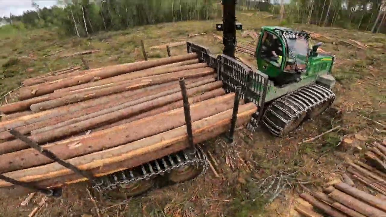 John Deere 1910G filmet fra kloa.