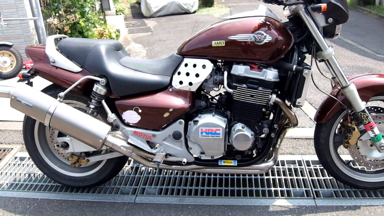 HONDA X4 SP忠男スーパーコンバットマフラー