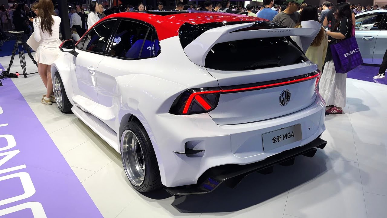 The New 2026 SAIC MG4 EV Exterior And Interior | 4K