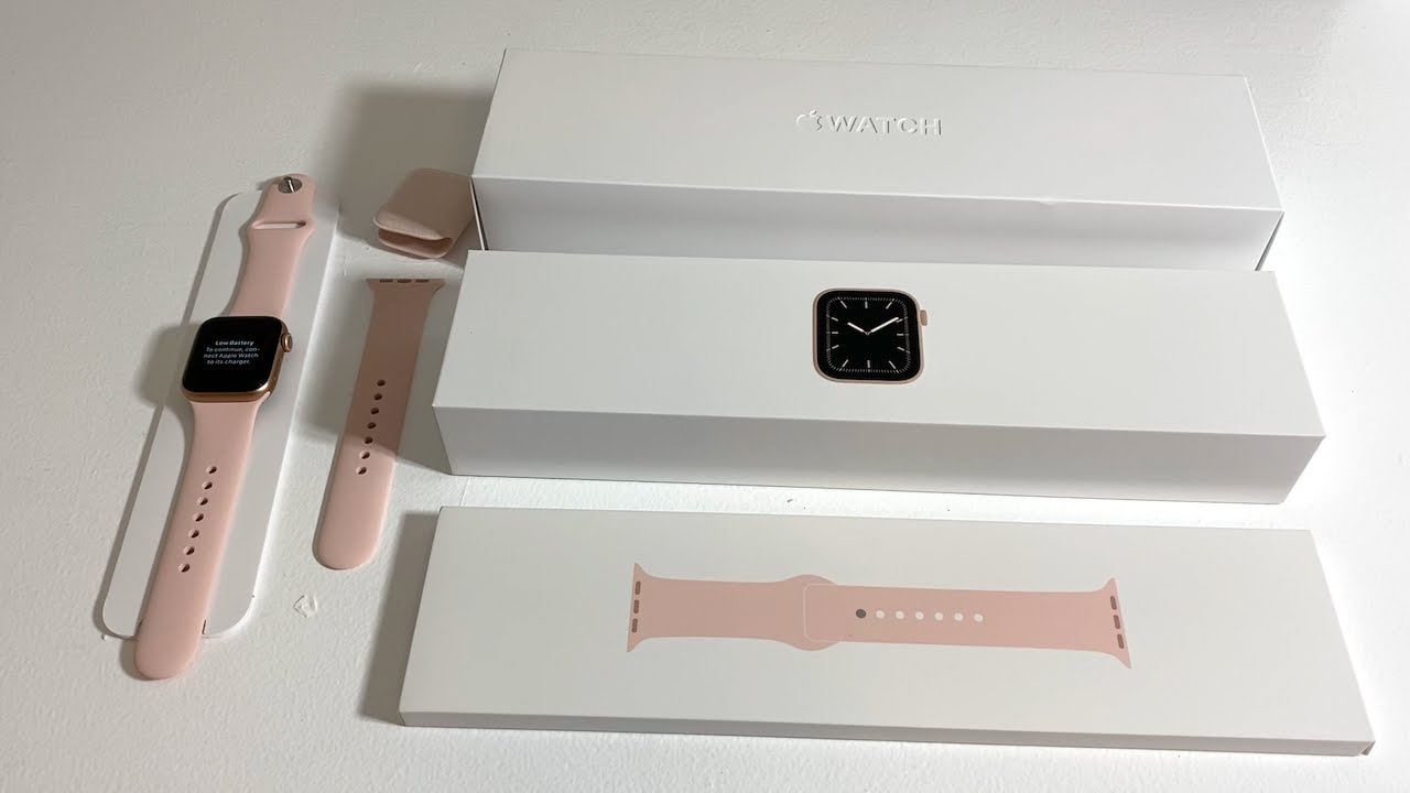 Apple Watch Series 5 Unboxing: Gold! (Aluminum Case 40mm)