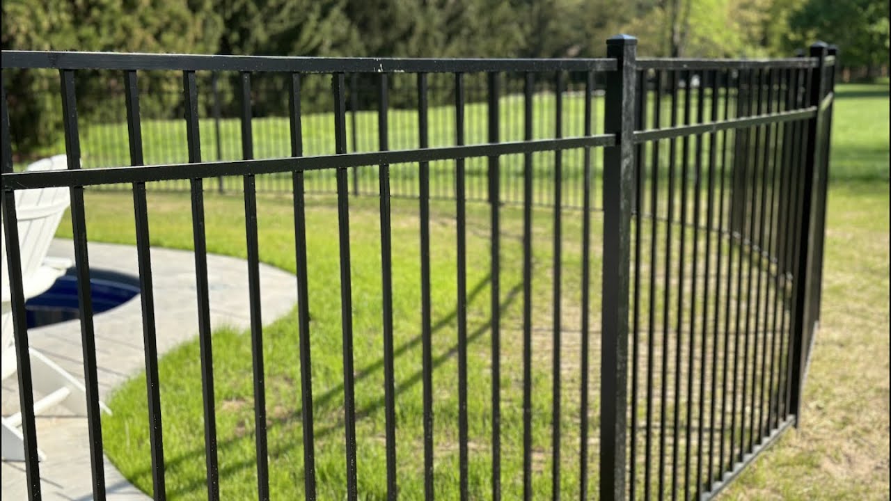 Latham Coronado Fiberglass Pool - Phase 3 Time Lapse - Fencing