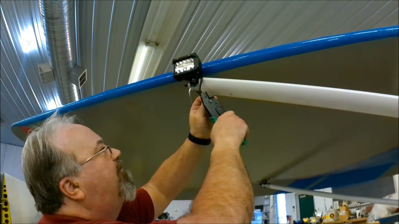 EP 63 Landing Lights mounted, but Problem with the Wig Wag! Challenger 2 Ultralight