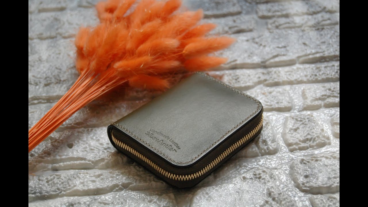 Tutorial--Making a palm-sized zip-around wallet (PDF Pattern)--Lavantia Atelier