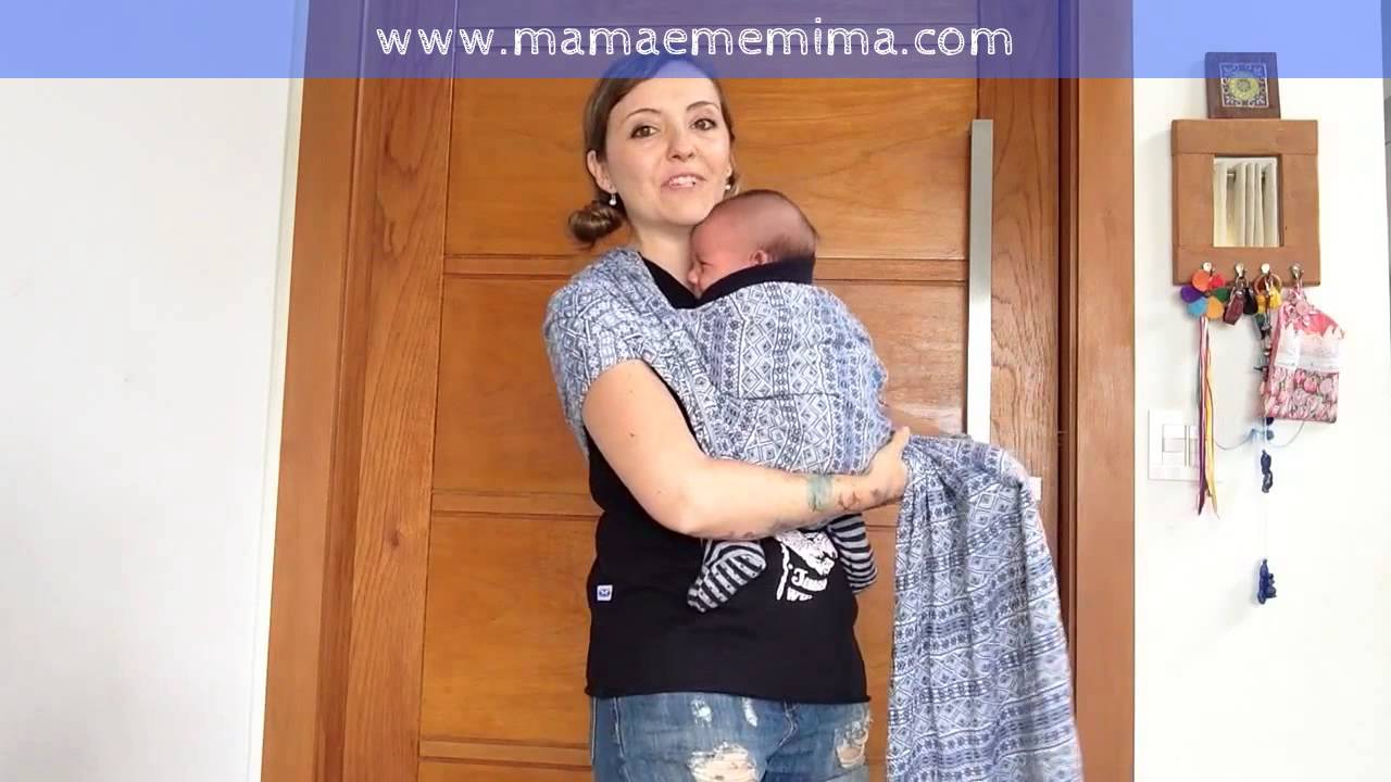 Amarração canguru (kangaroo carry) com bebê de um mês