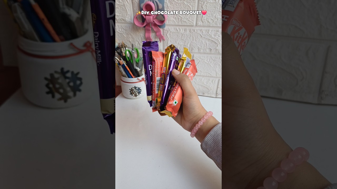 Diy chocolate bouquet❤️#diy #craft #trending #artshorts #viralshort #diycrafts #ytviral #art