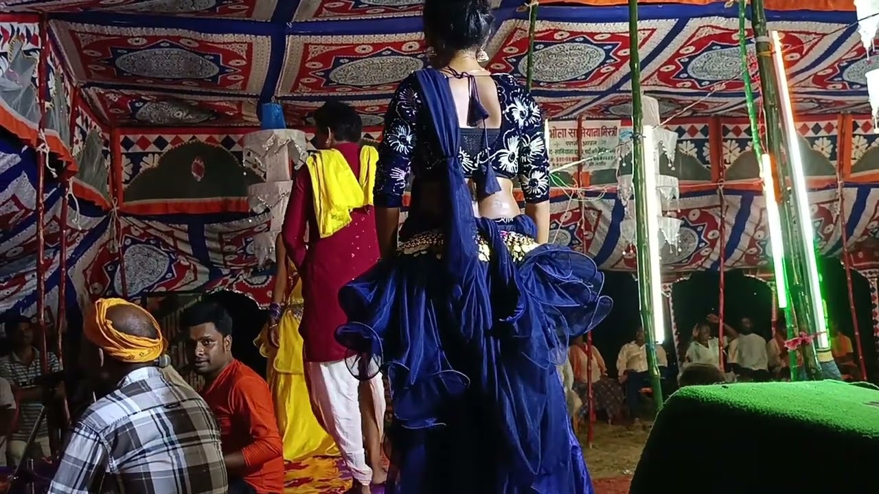 सिंगर बिट्टू बिहारी का स्टेजशो पटना जिला मीठापुर गांव निमिया के डार मैया लैवेंडर झूला की झूठी झूठीगा