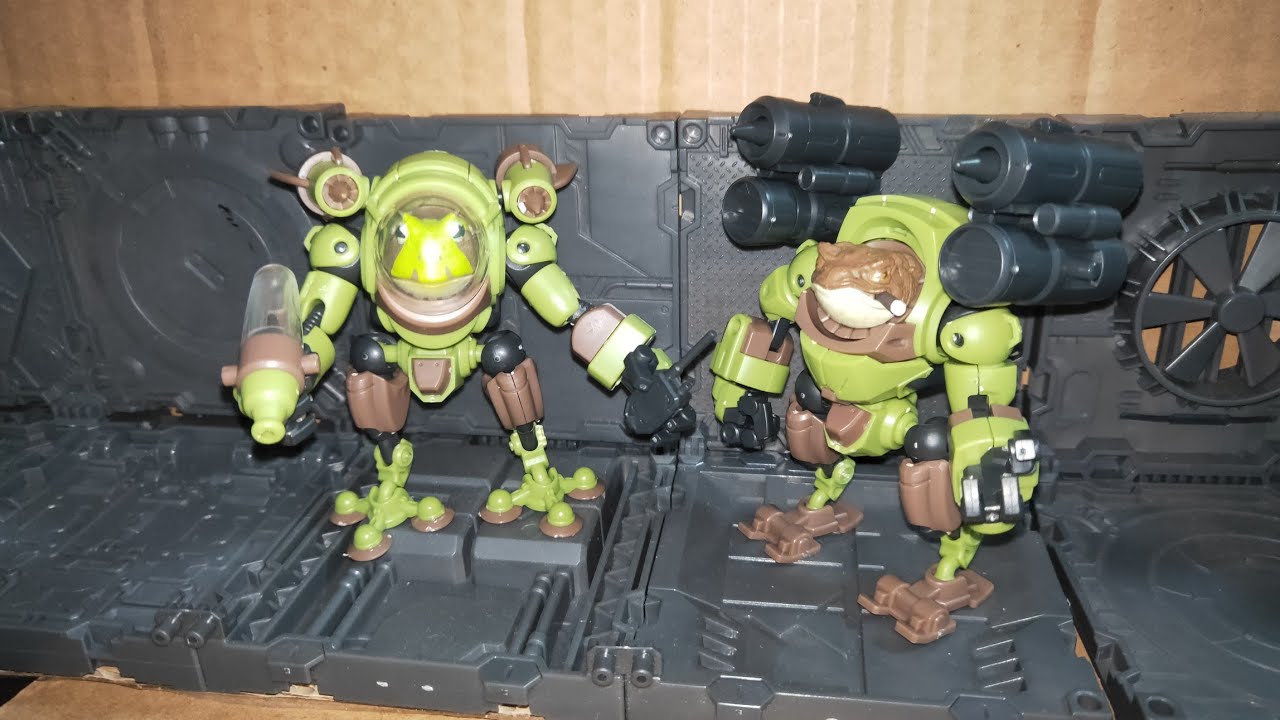 Grave Frog 1:24 scale action figure kit by Creative Field. A great articulated figure, minor issues.