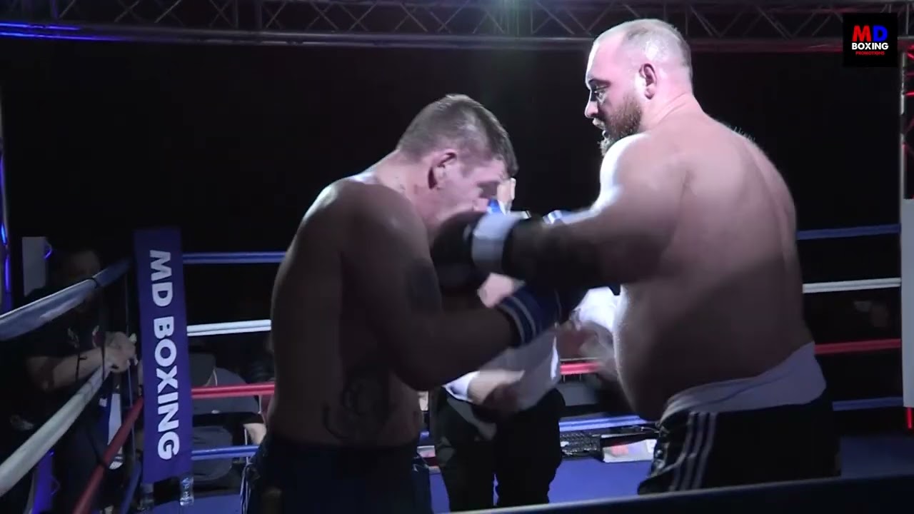 Krzysztof Wisniewski v Rocky Rudkin