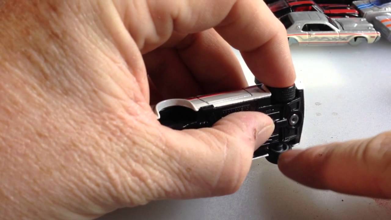 Hot wheels customs: no drill wheel swap