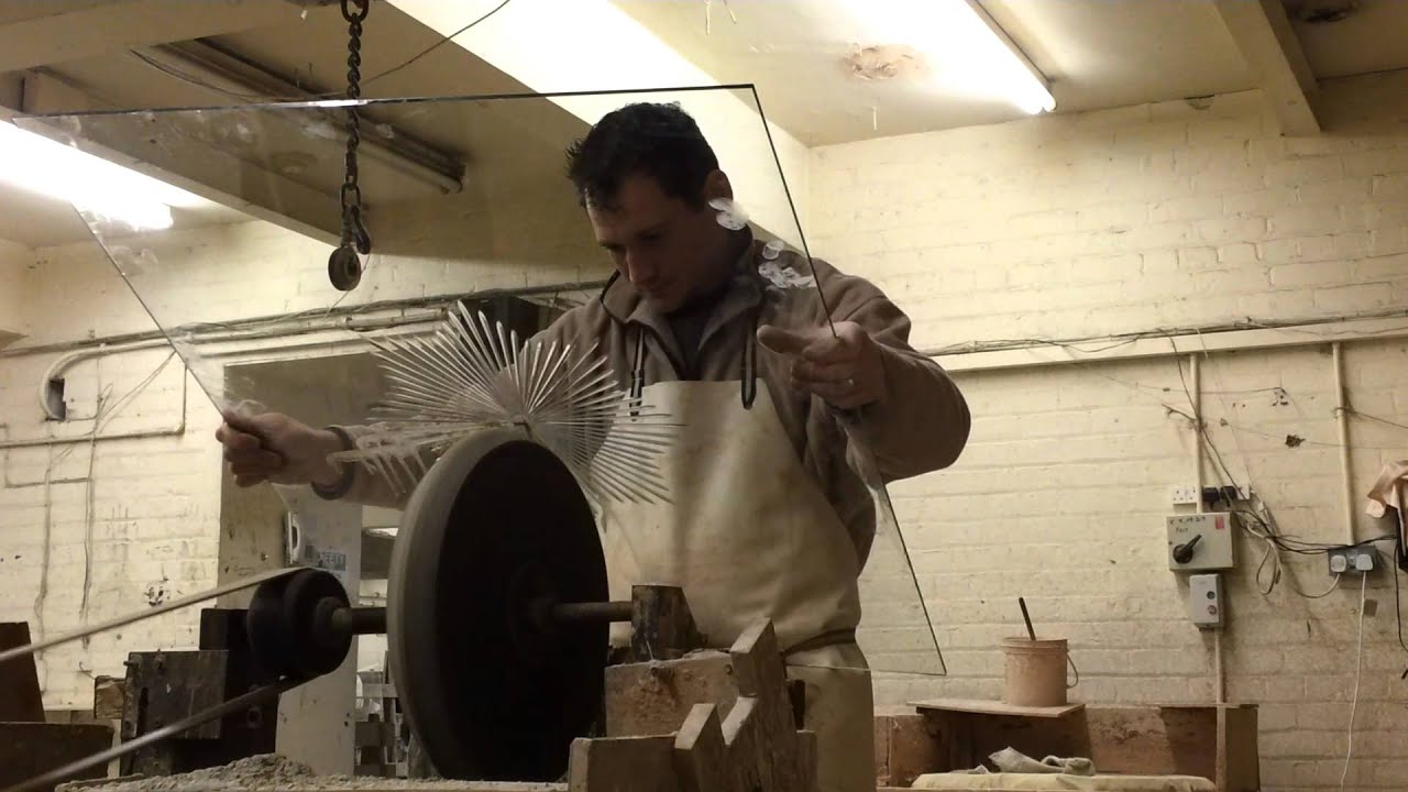 Brilliant cutting glass