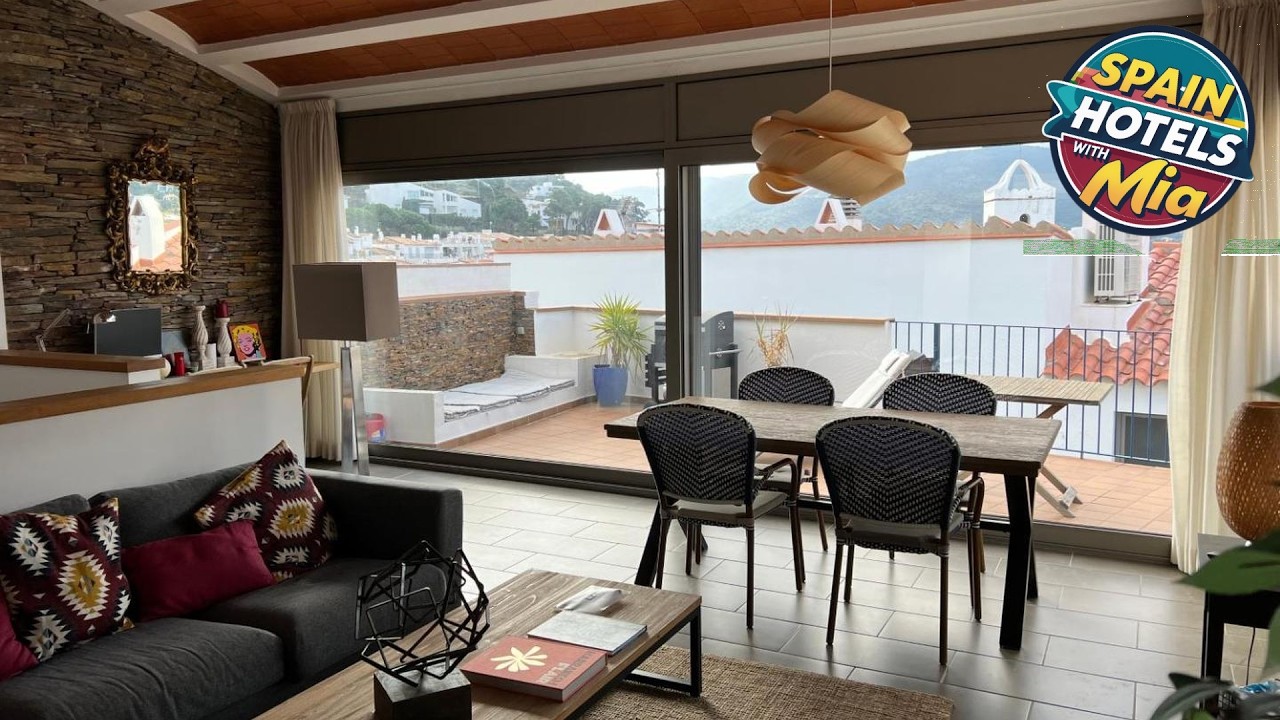 Big family house in the Center of el port de la selva | Llansa, Spain | Hotel Review 🏨