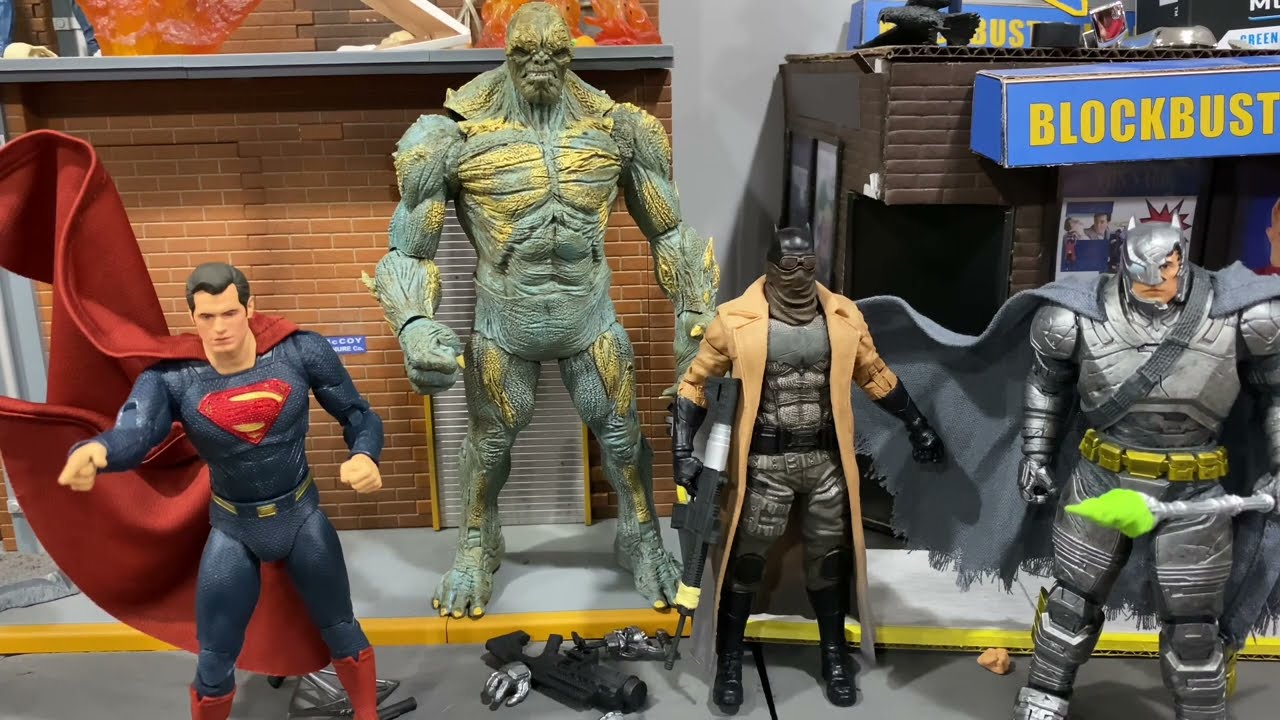 DC Multiverse Armored Batman and Knightmare Batman 2 pack review, Superman and Doomsday