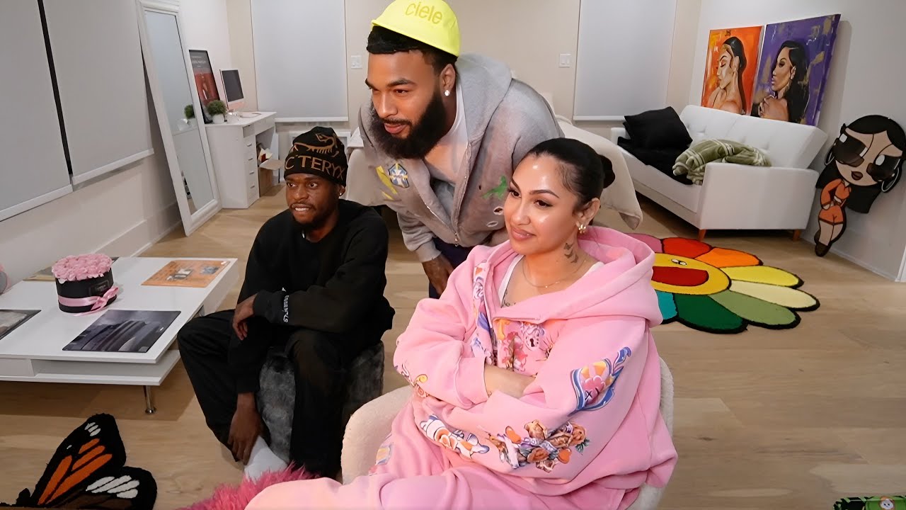 Queen Naija's First Stream Back!