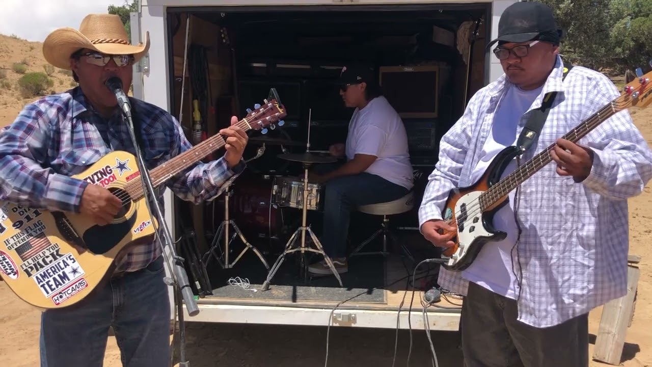 “Sagebrush Ten High”(original)Royal Country Band,07-01-22