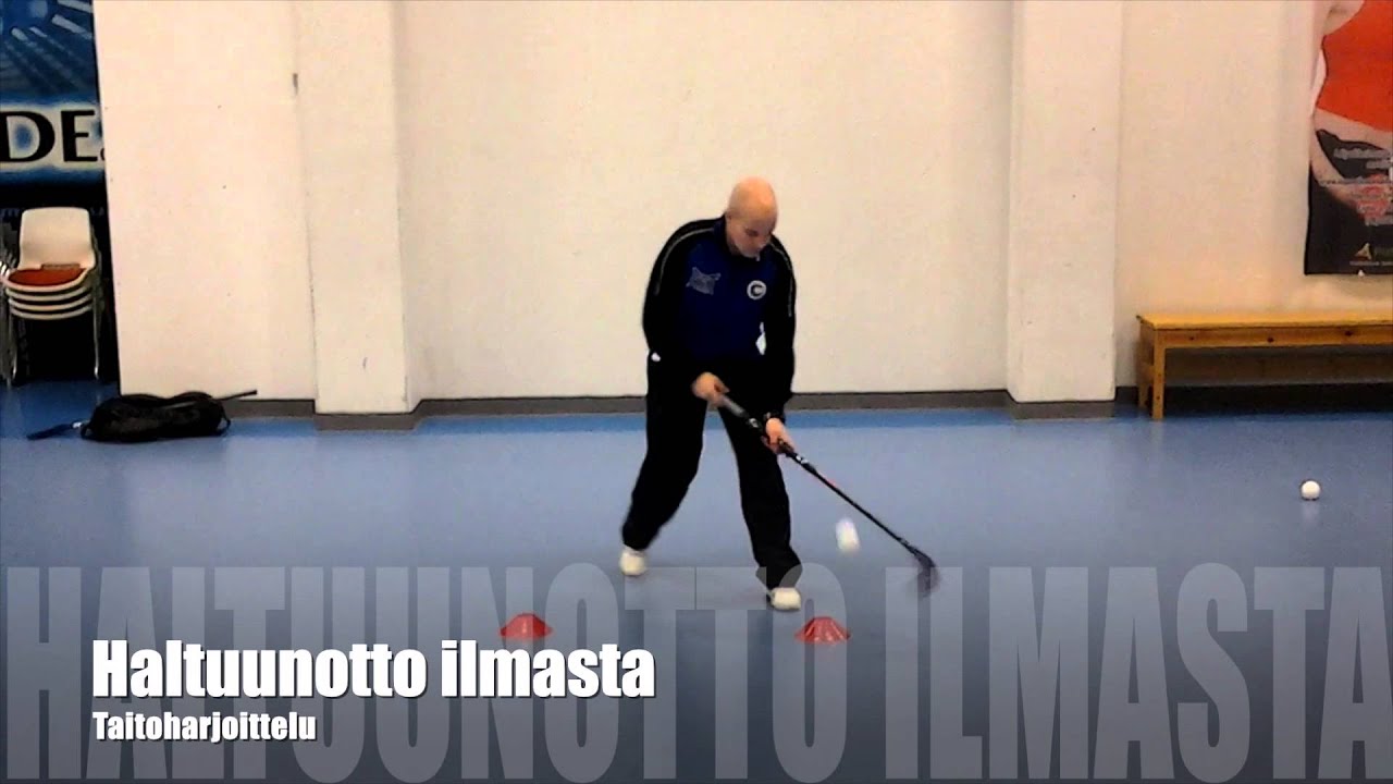 Taitoharjoittelu salibandyssa