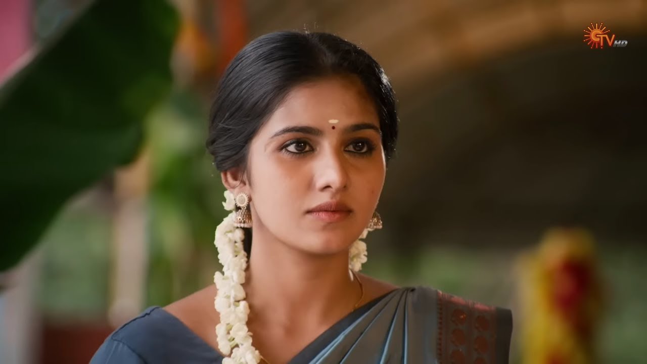 ஆனந்தியால மட்டும் தான் இந்த கல்யாணம் நடக்க போகுது  | Singappenne - Semma Scenes |13 Oct 2025| Sun TV