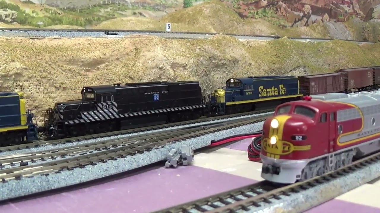 Mini N Scale Review Broadway Limited RSD 15 Locomotives