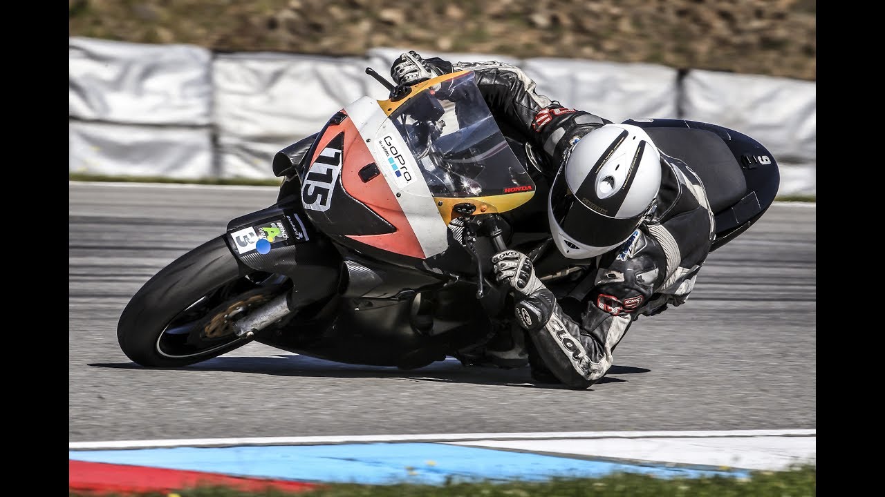 #ElbowDown Honda CBR600F 1999 Brno onboard GoPro FullHD