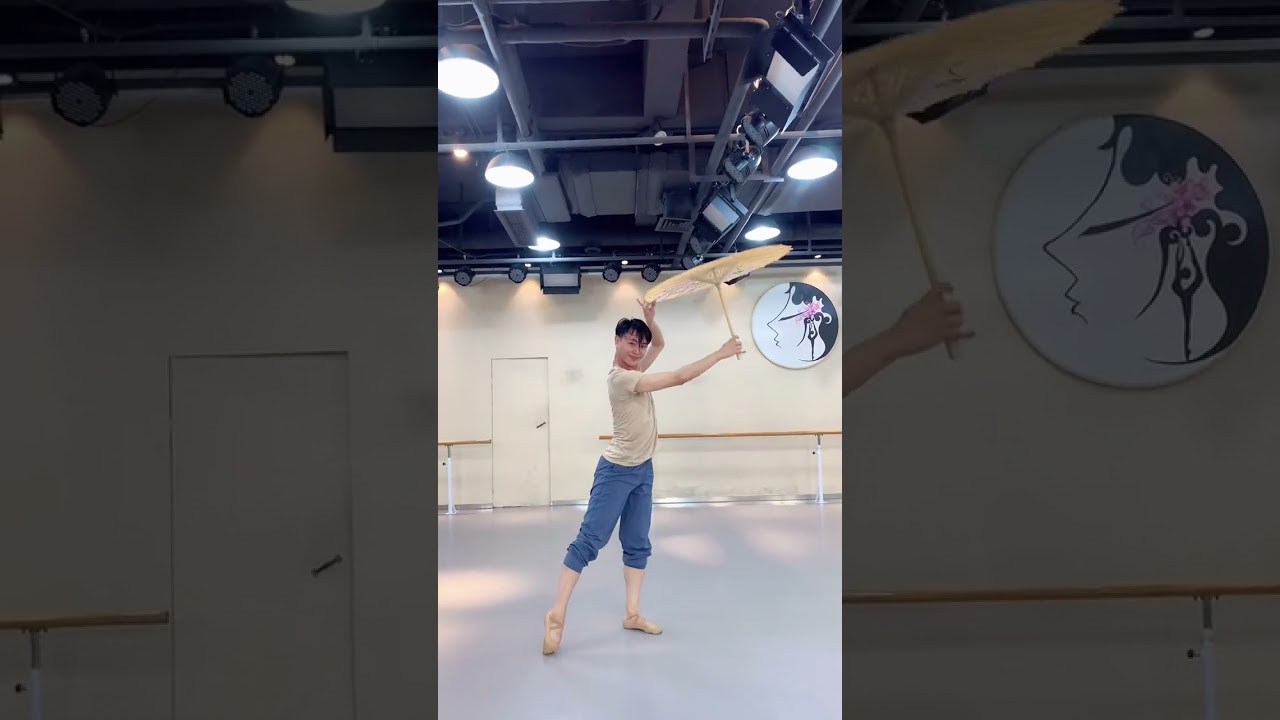 经典重现！古典舞伞舞《风筝误》教室演示版 Chinese Dance 