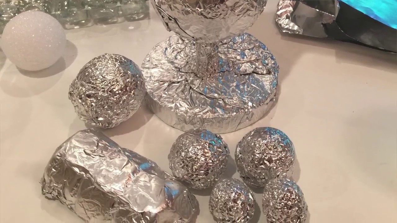 How to make foil menorah