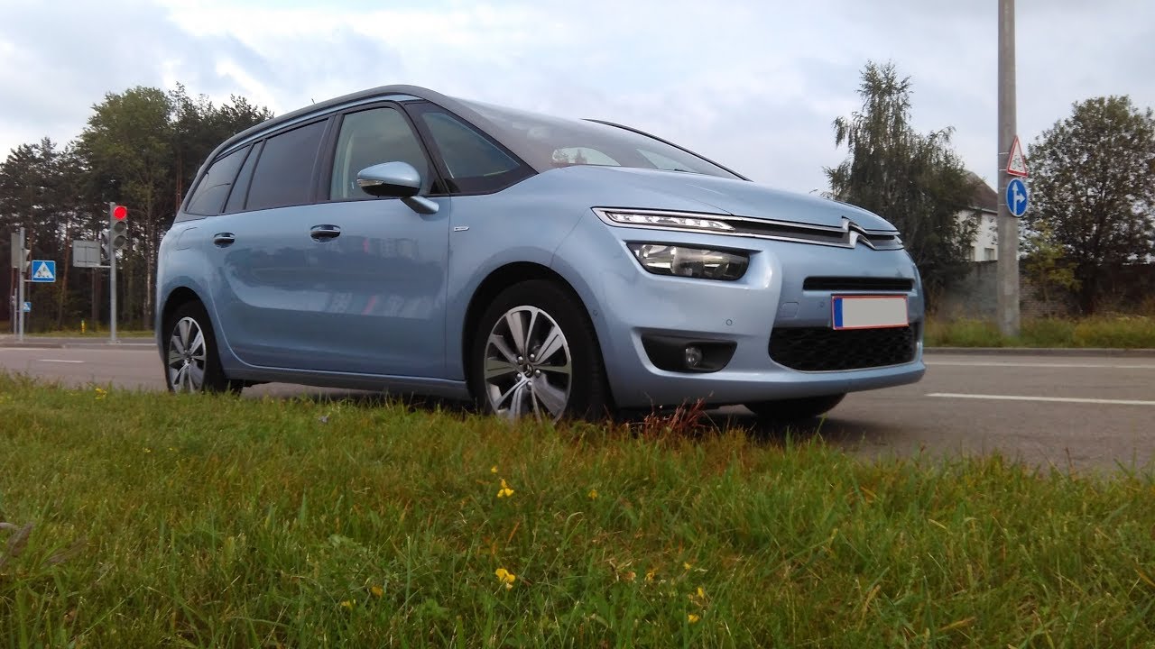 Замена передних тормозных колодок на  C4 PICASSO / C4 SPACETOURER (B78)
