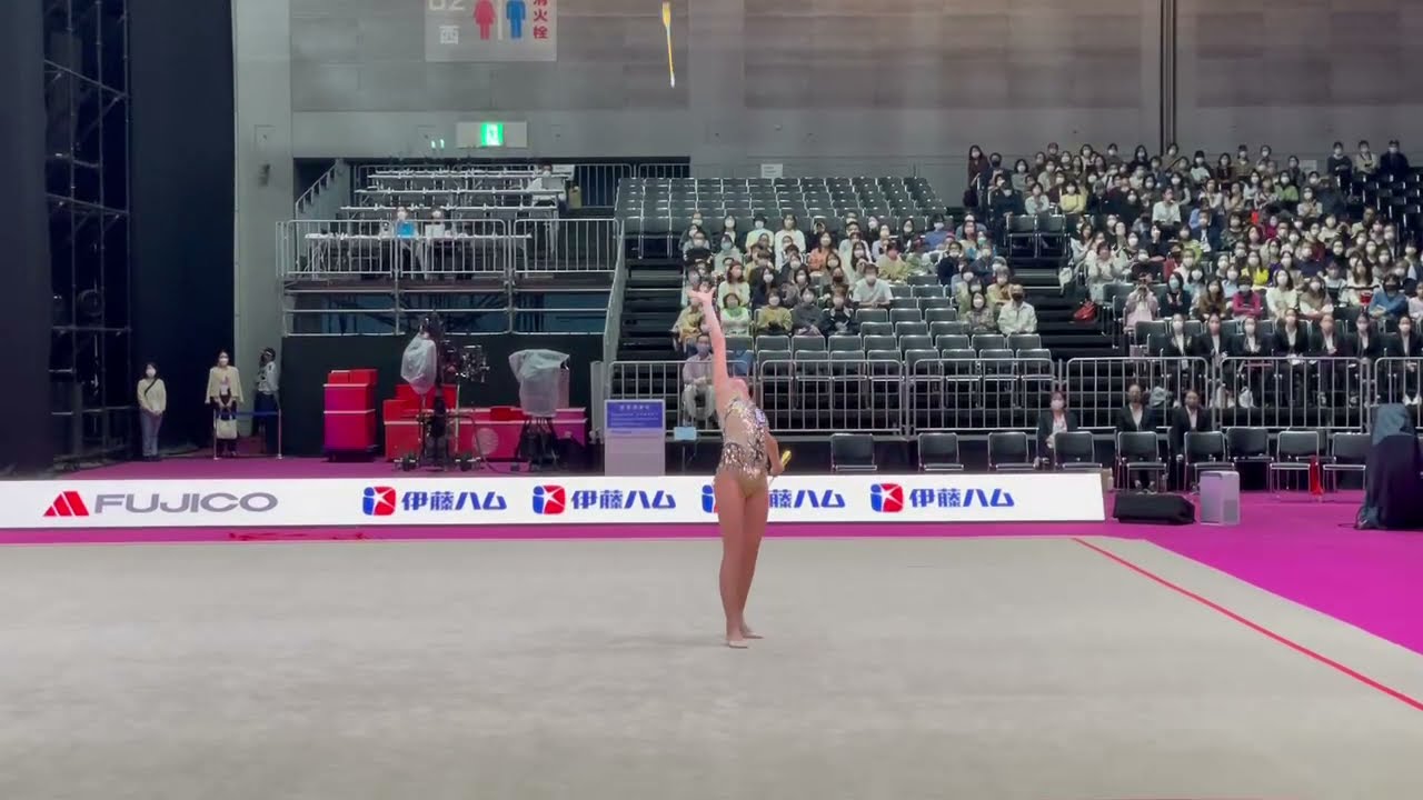 Dina Averina Clubs WCH 2021 QAA 28.450