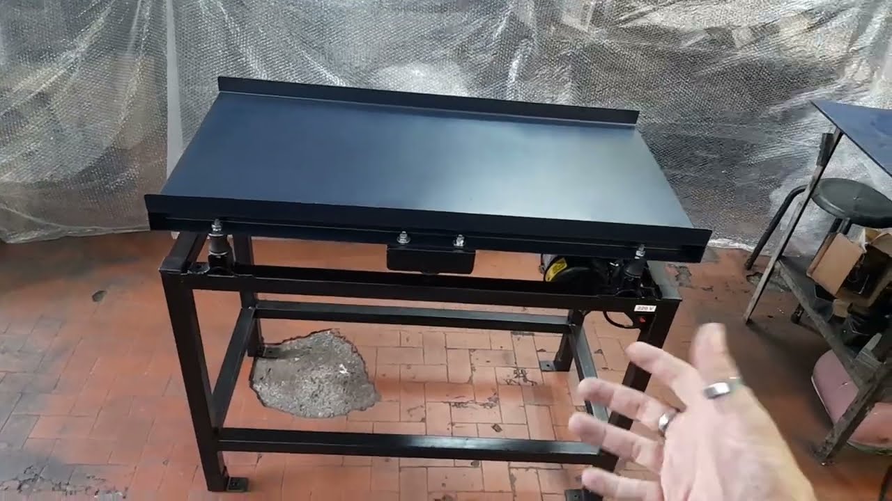 Mesa Vibratória de 1 metro, fabricação de pré moldados de concreto e gesso