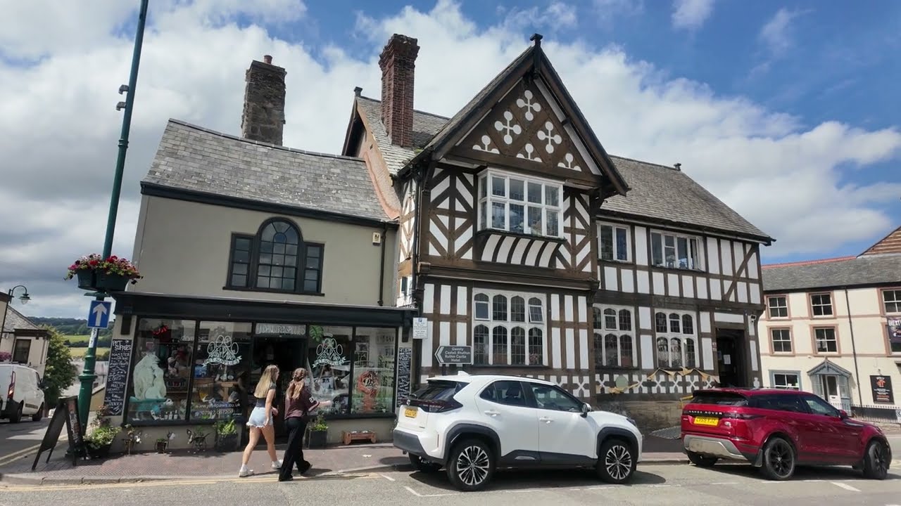 RUTHIN, North Wales. A walk round this picturesque market town.