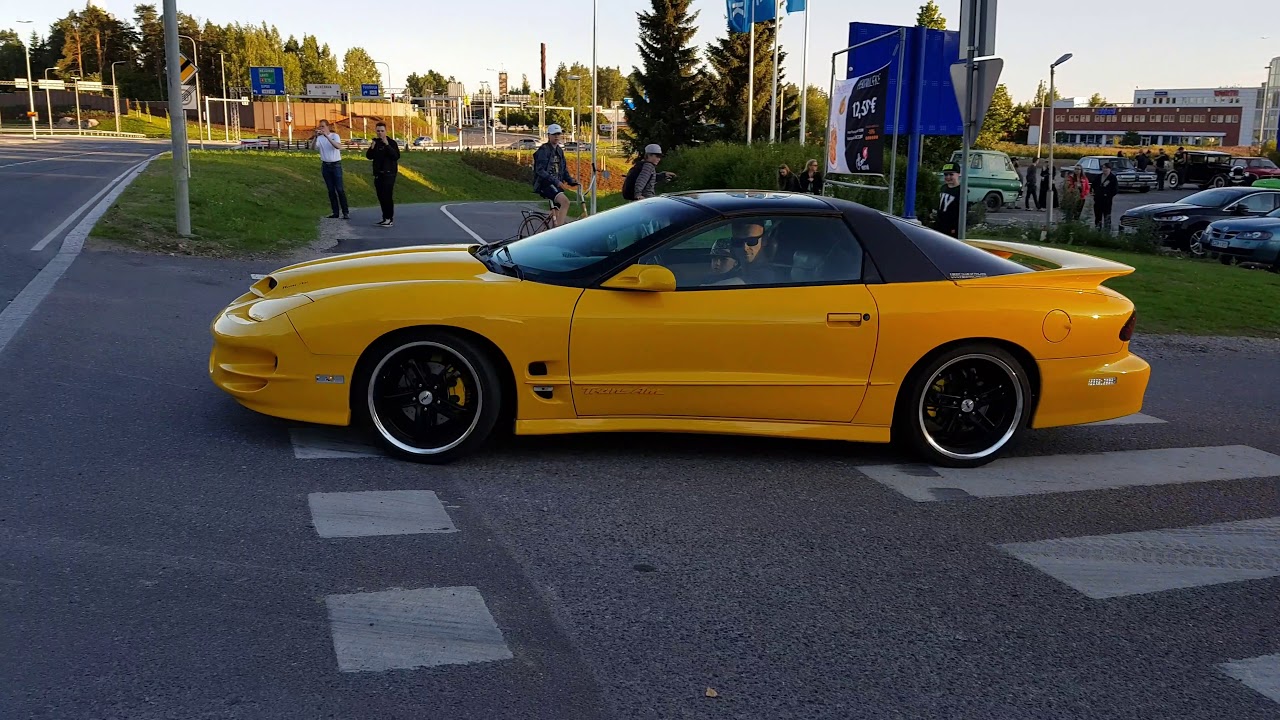 Kerava Car Meet 4K (SOME BURNOUTS) #CarMeetsFin