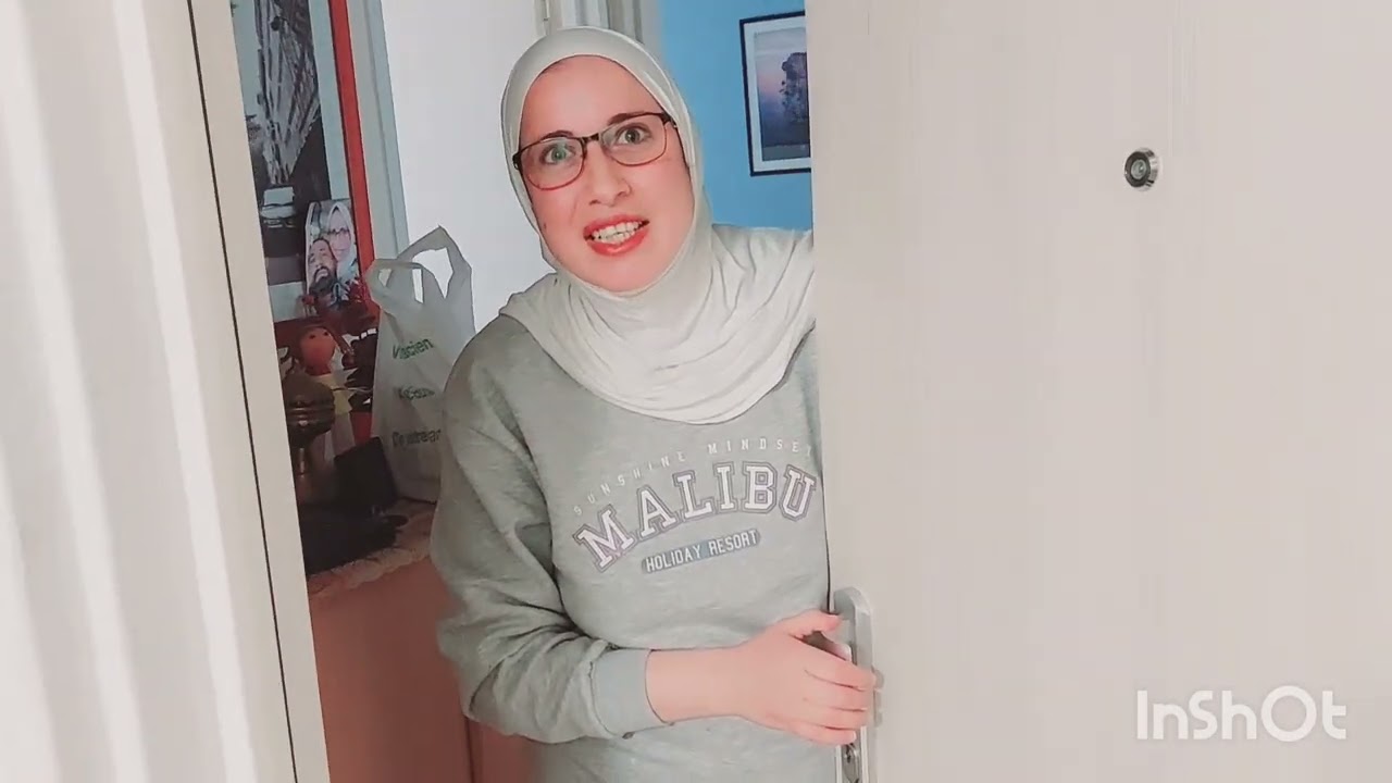 اخلص من اختي الجزائريه🇩🇿 يطلعلي جاري طلبلي البوليس علي شان الفسيخ 😷