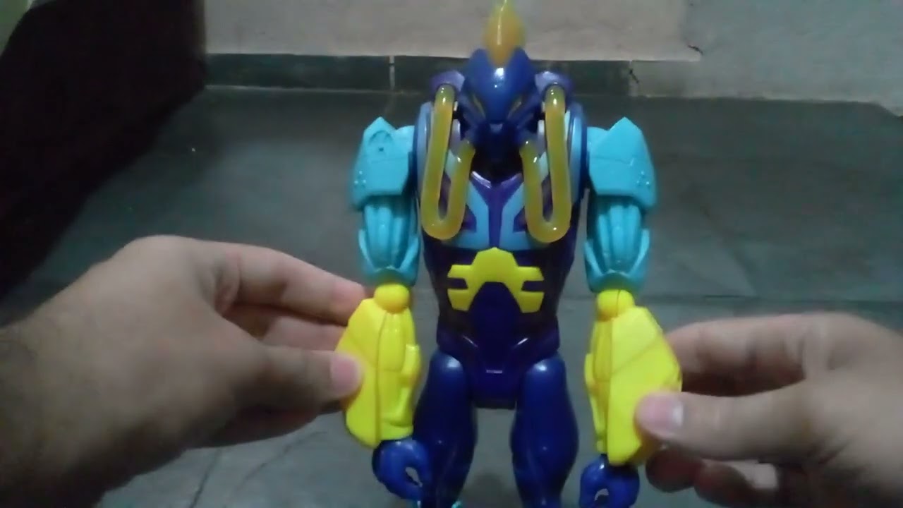 Review do toxzon (max steel)