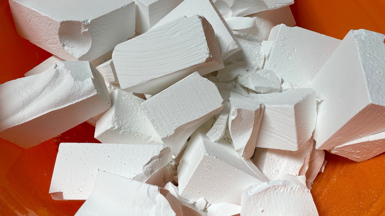Crispy Soft & Crunchy Medium Plain Jane Fresh Chalk