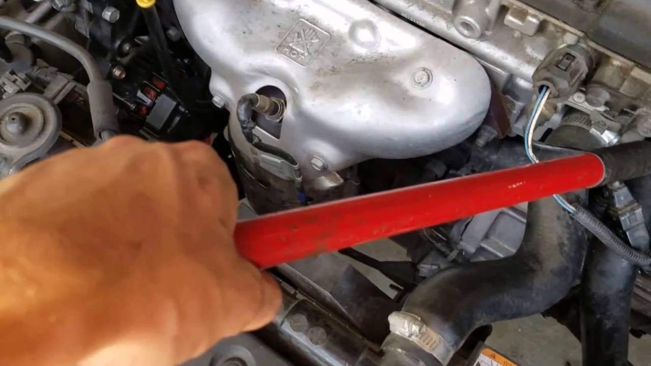 Hyundai Elantra 01-06 coolant temperature sensor replacement