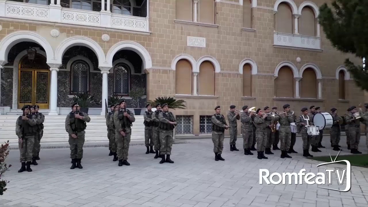 Έπαρση σημαίας στην Ιερά Αρχιεπισκοπή Κύπρου