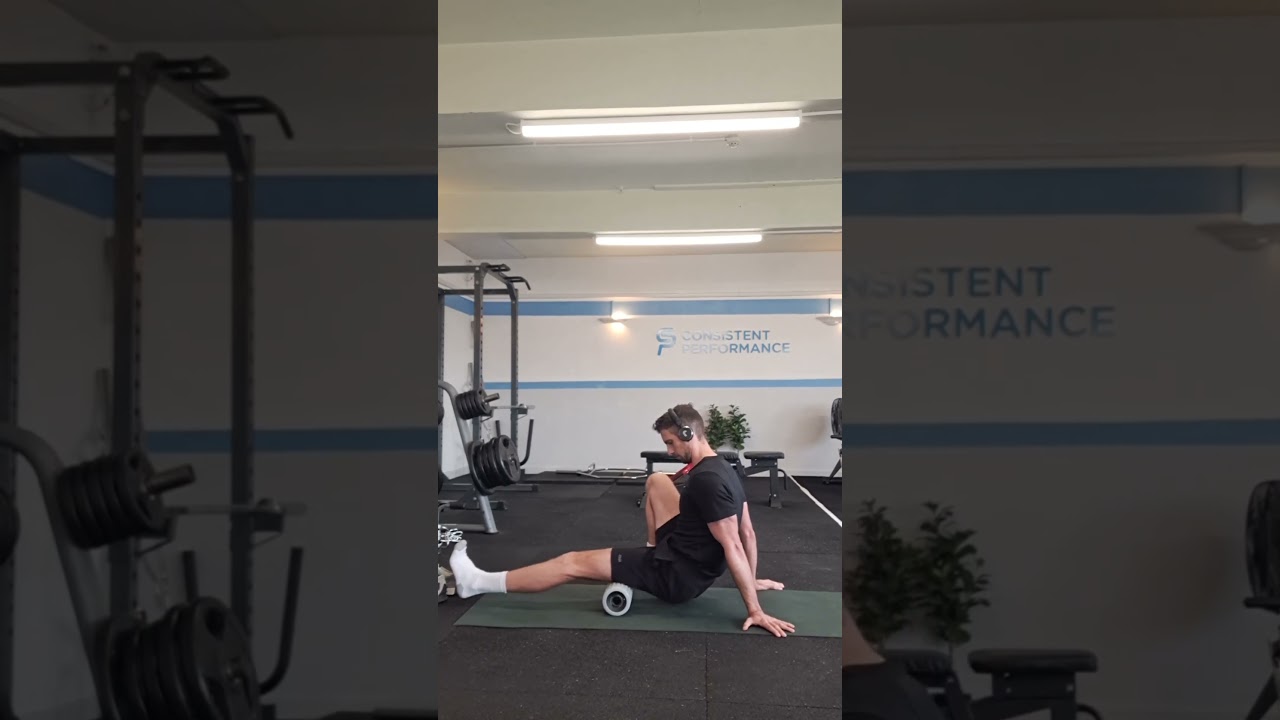Foam roll Hamstrings (soft tissue work)