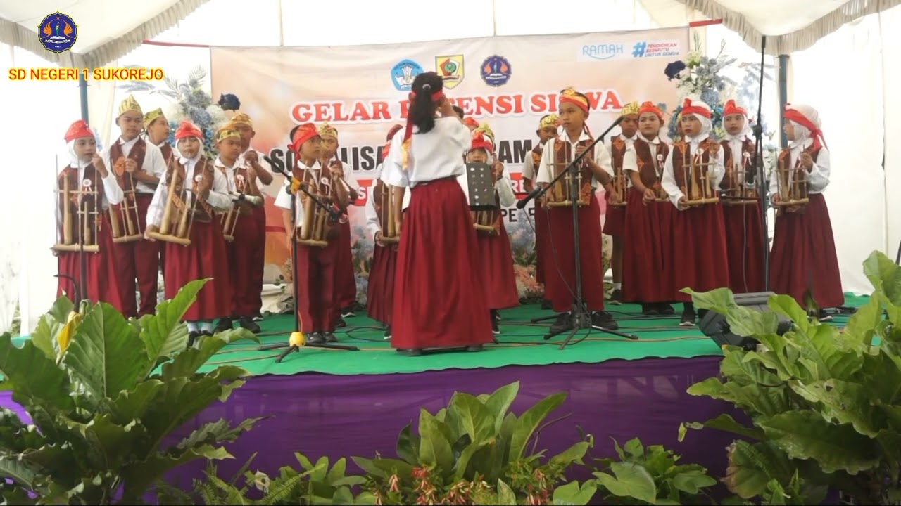 Mengenal Angklung sebagai Warisan Budaya Indonesia