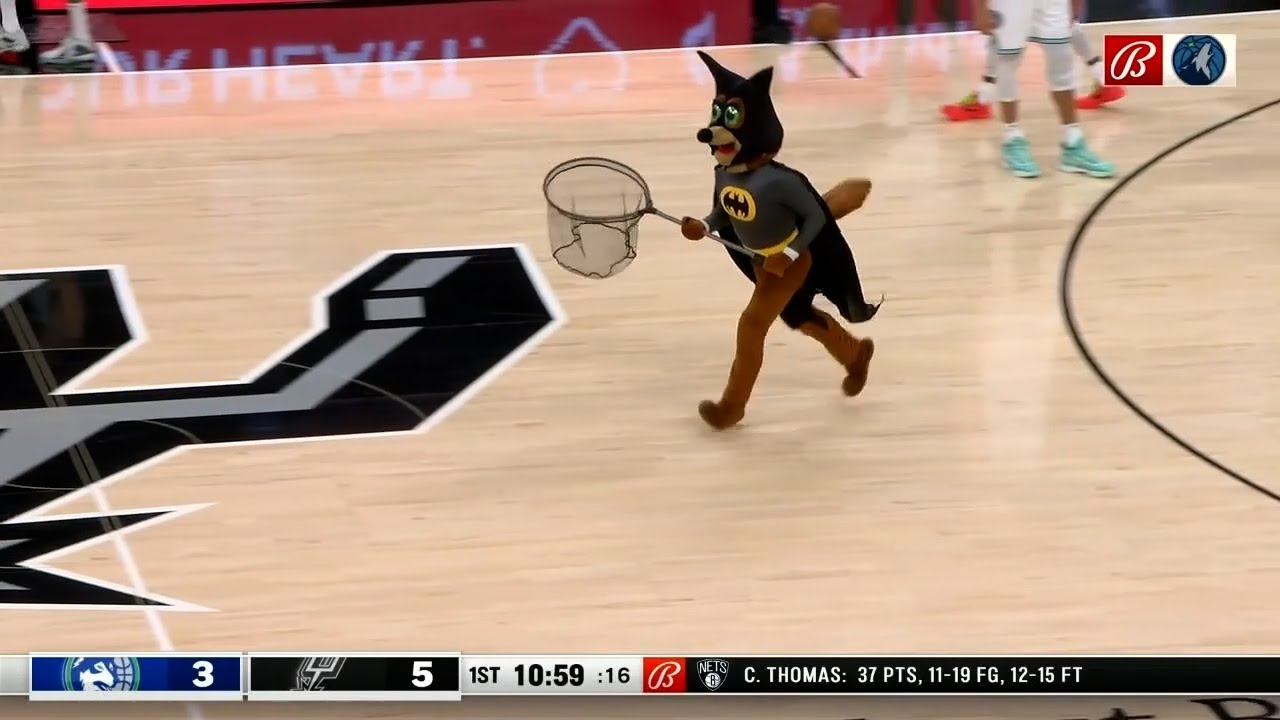 Spurs mascot catches a bat while in a Batman costume 🦇 | NBA on ESPN