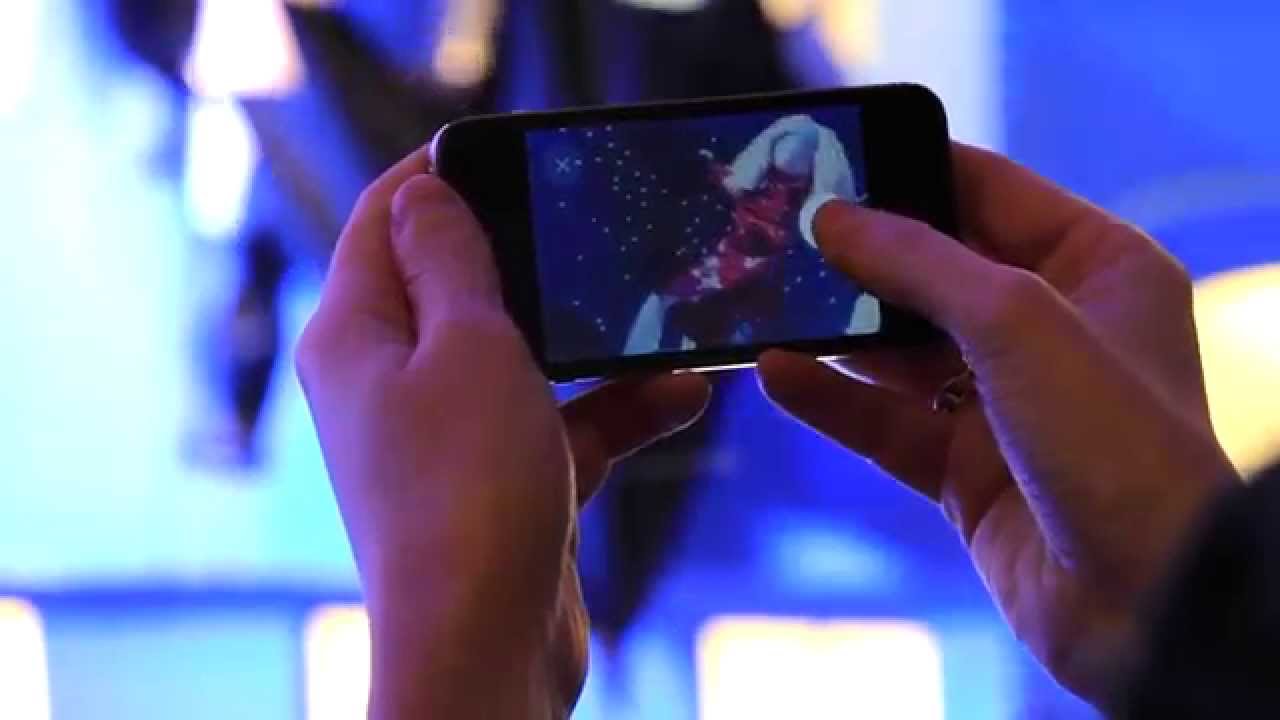 Une expérience digitale inédite dans les vitrines du Printemps