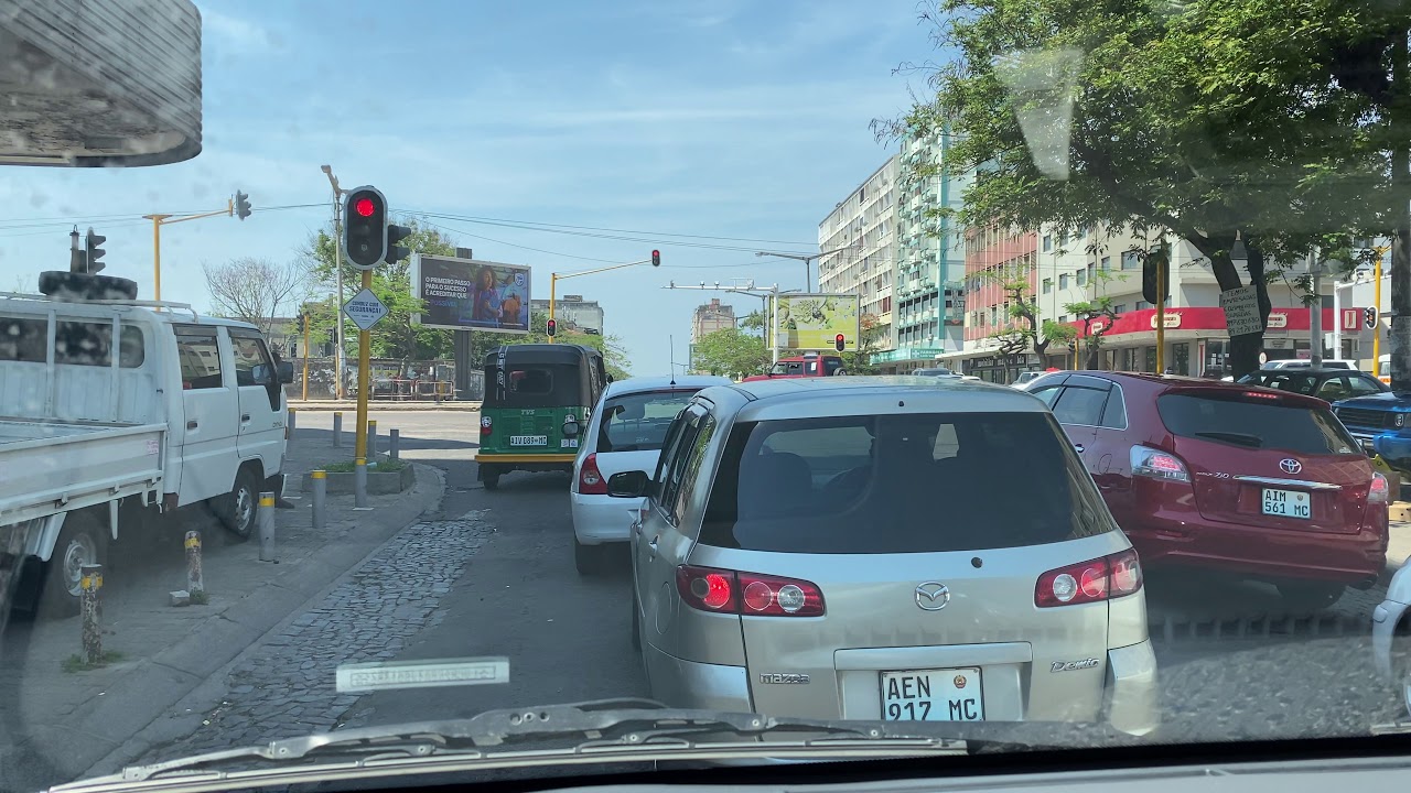Moçambique/Mozambique Cidade de Maputo Tour pela Avenida Karl Max, Aeroporto Internacional de Maputo