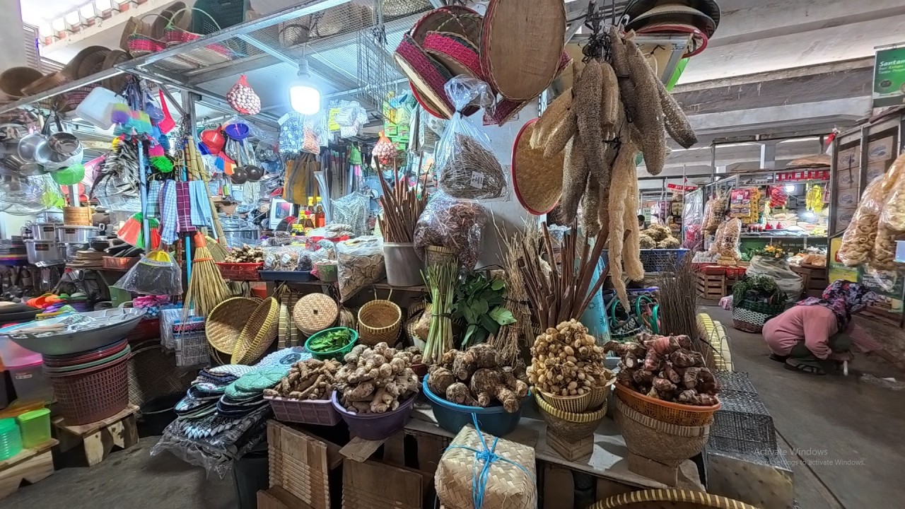 Jelang Lebaran, Pasar Peterongan Semarang Dipadati Pembeli | Pasar Tradisional Indonesia